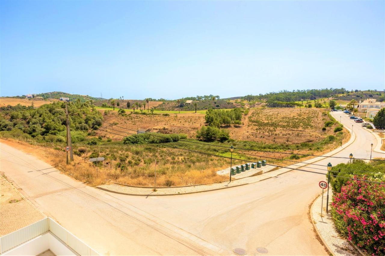 Green Diamond Budens Bagian luar foto
